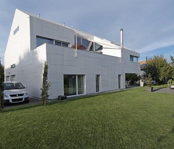 Neubau Einfamilienhaus C.; 8572 Berg